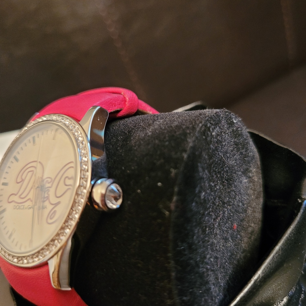 D&G watch - Picture 2 of 8